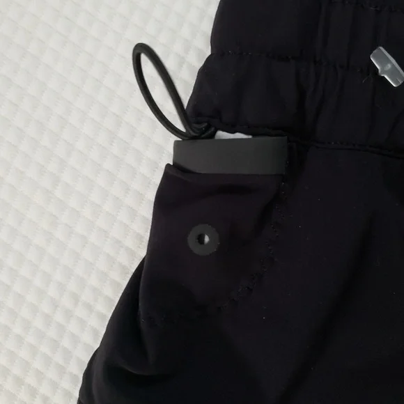 Lululemon Reversible Shanti Surf Short Sz 4 - Picture 5 of 8